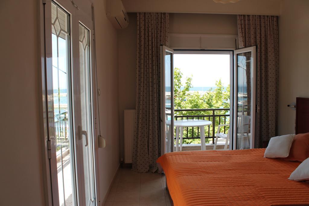Xaris Hotell Platamonas Rom bilde